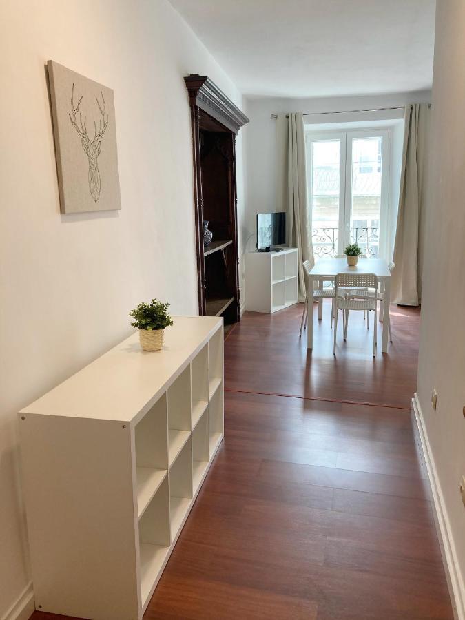 Apto. En Plaza De Cervantes Apartment Santiago de Compostela Luaran gambar